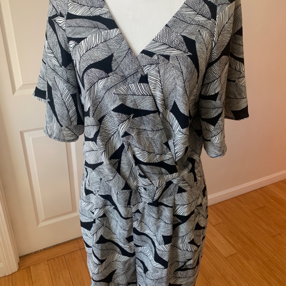 Romper - Picture 4 of 11
